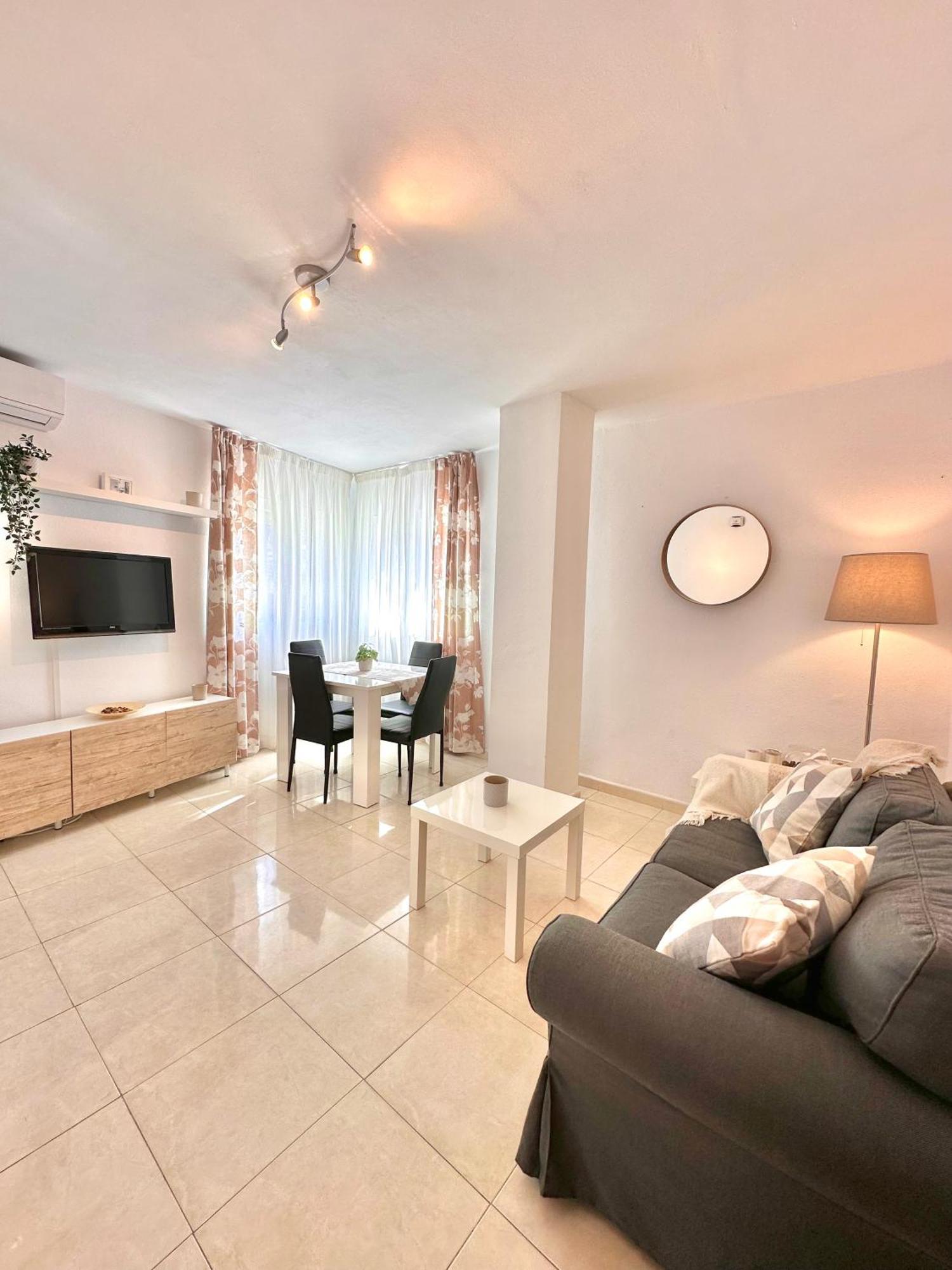 טורמולינוס Apartamentos J&K מראה חיצוני תמונה
