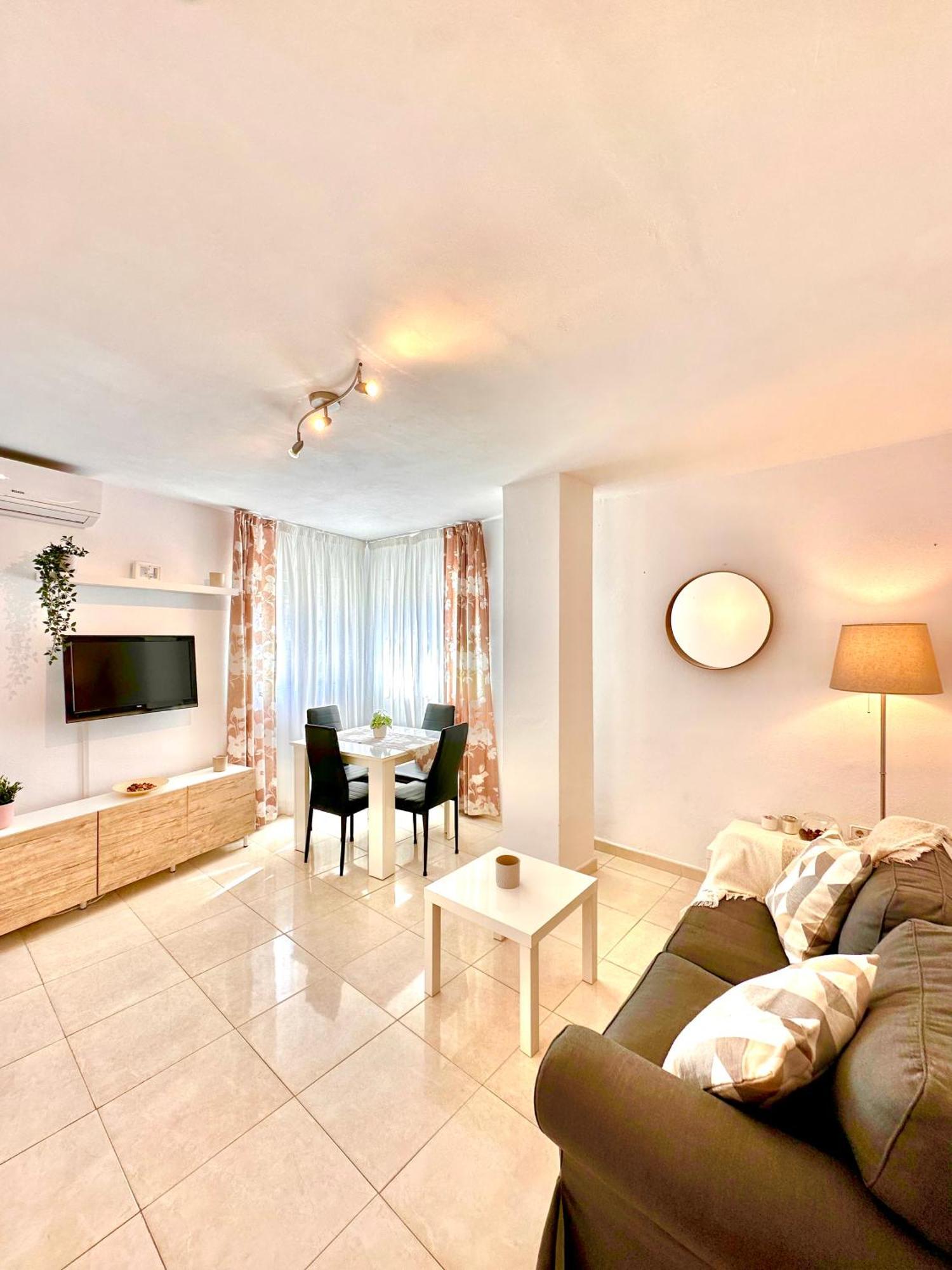 טורמולינוס Apartamentos J&K מראה חיצוני תמונה
