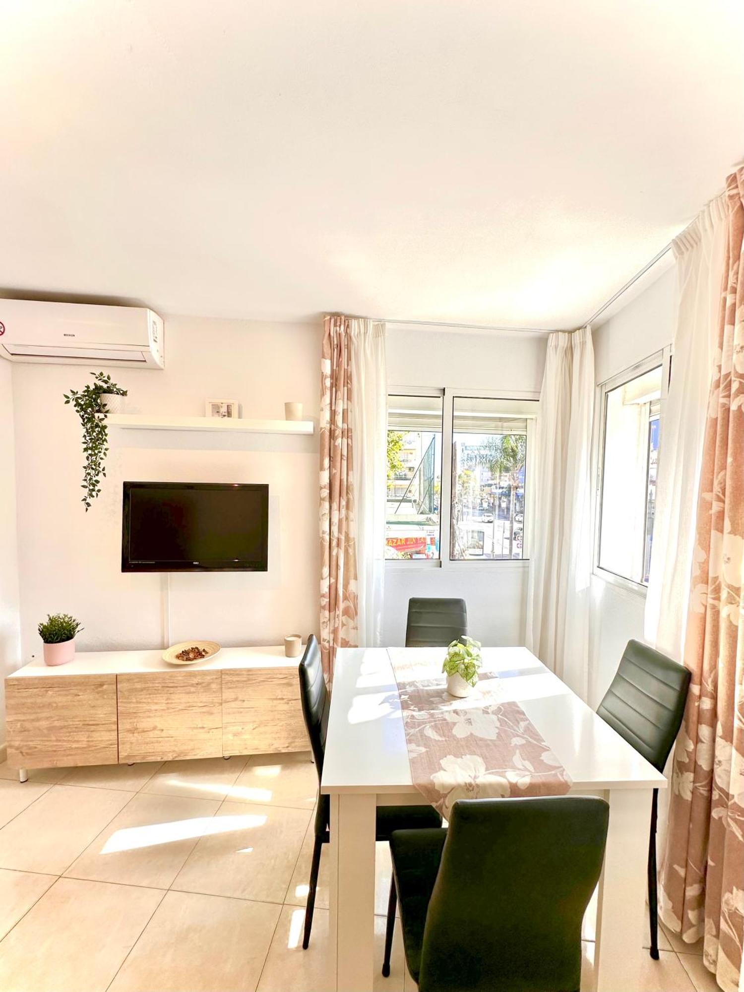 טורמולינוס Apartamentos J&K מראה חיצוני תמונה
